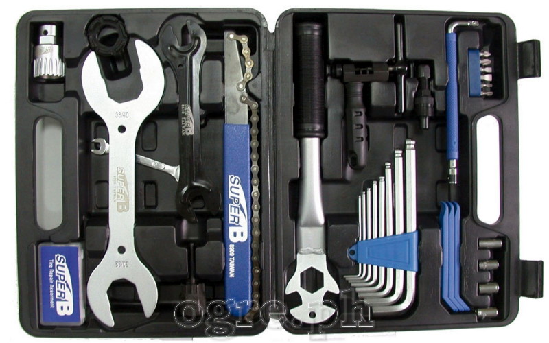 Super b deals tool set